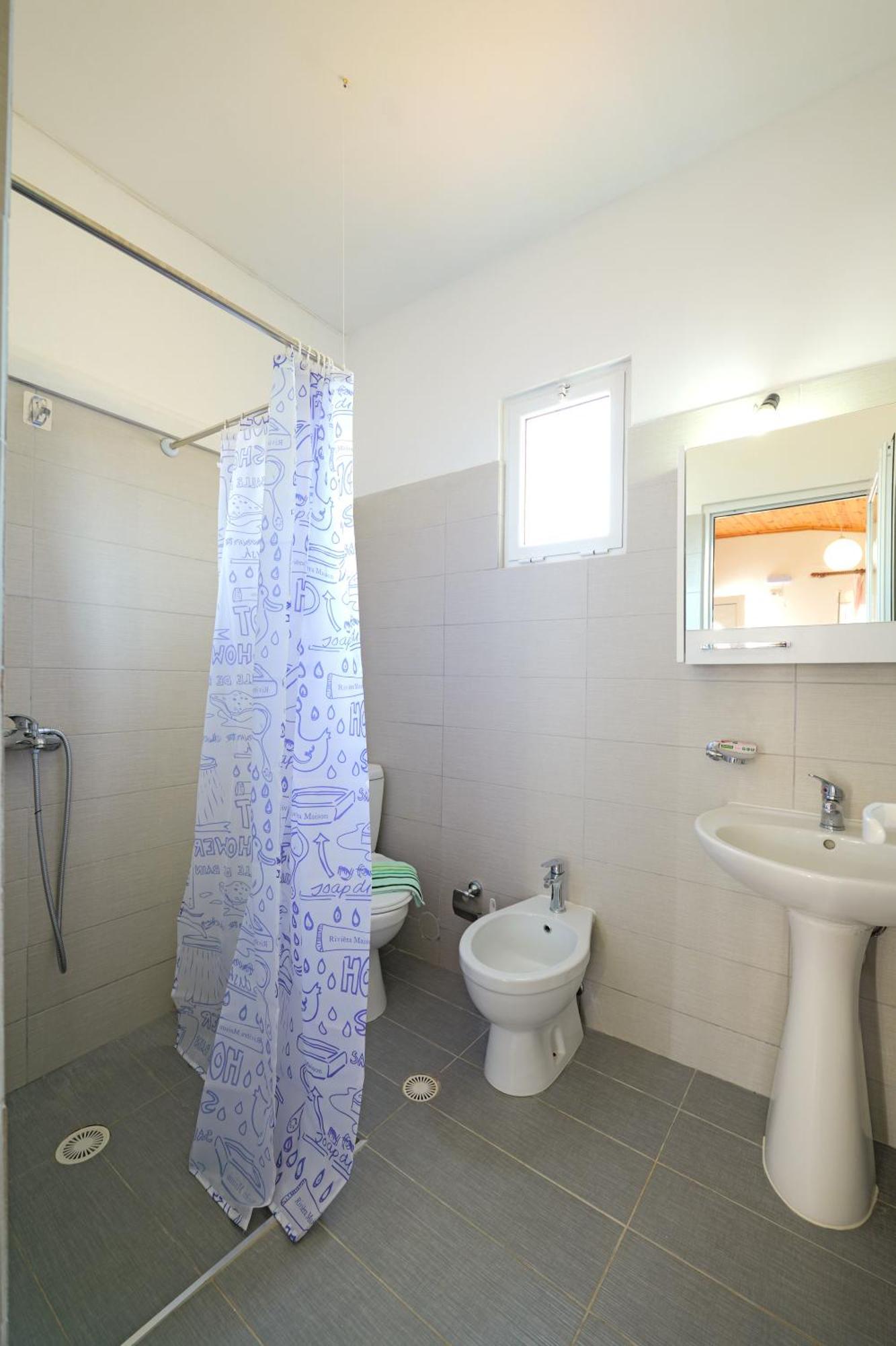Guesthouse Blue Sky Ksamil Luaran gambar