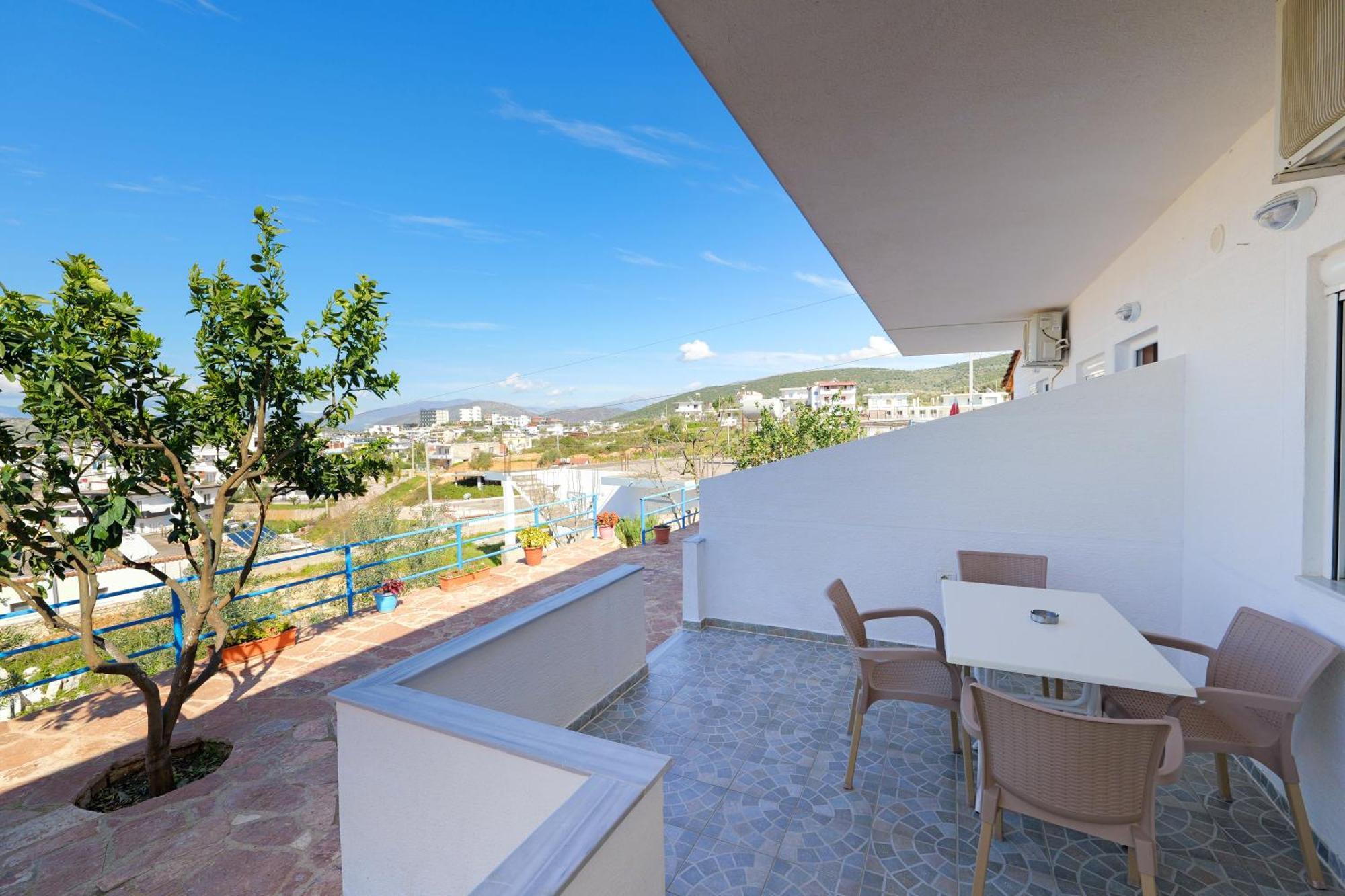 Guesthouse Blue Sky Ksamil Luaran gambar