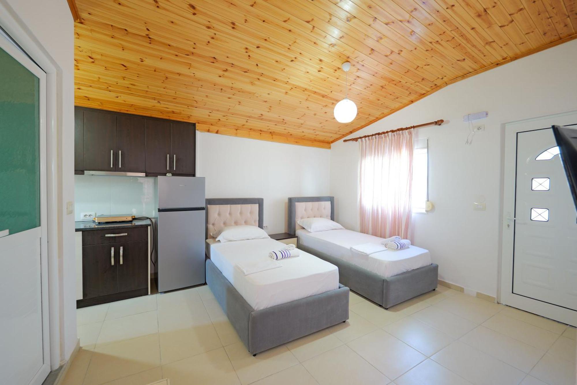 Guesthouse Blue Sky Ksamil Luaran gambar