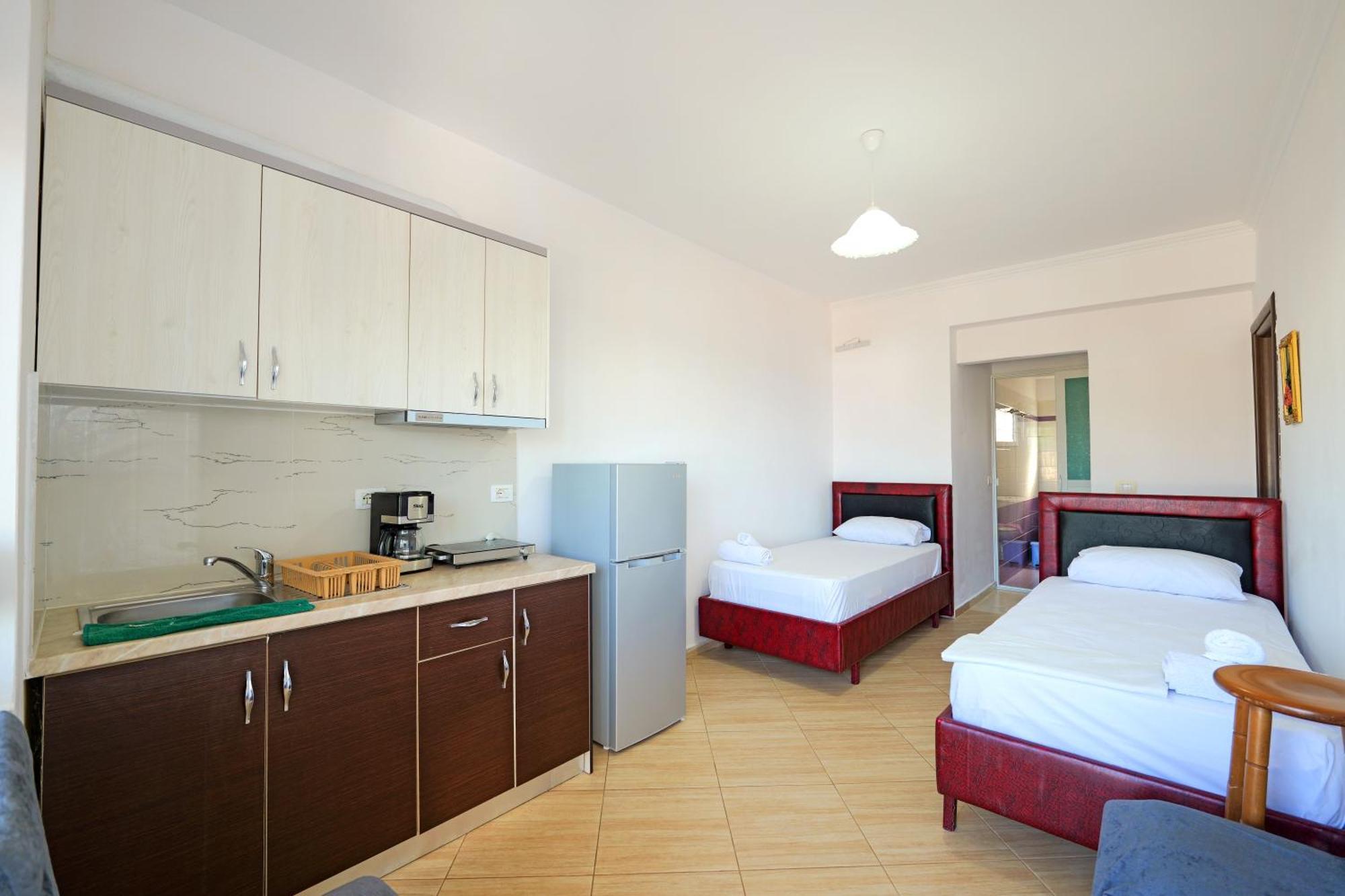 Guesthouse Blue Sky Ksamil Luaran gambar