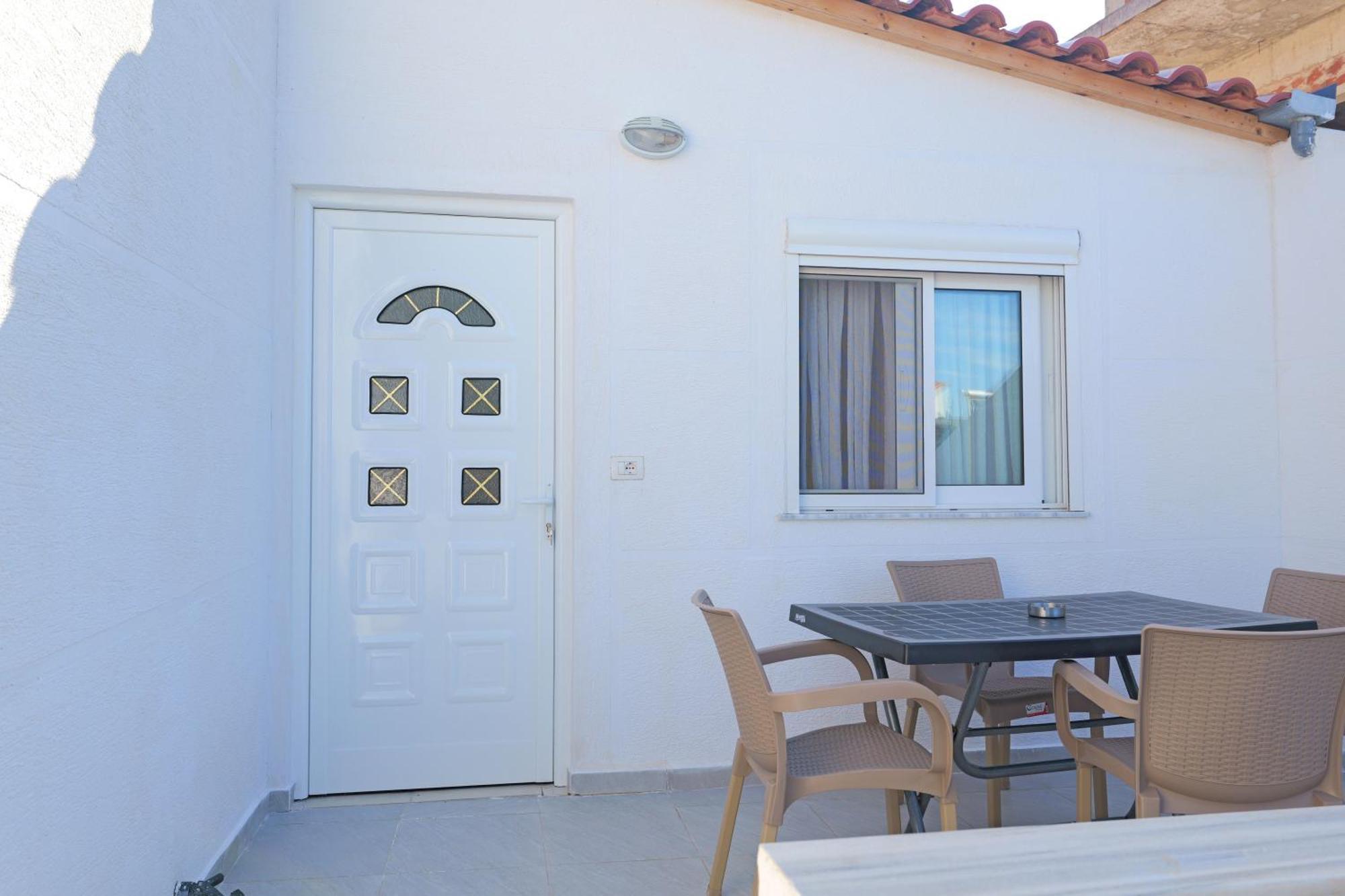 Guesthouse Blue Sky Ksamil Luaran gambar