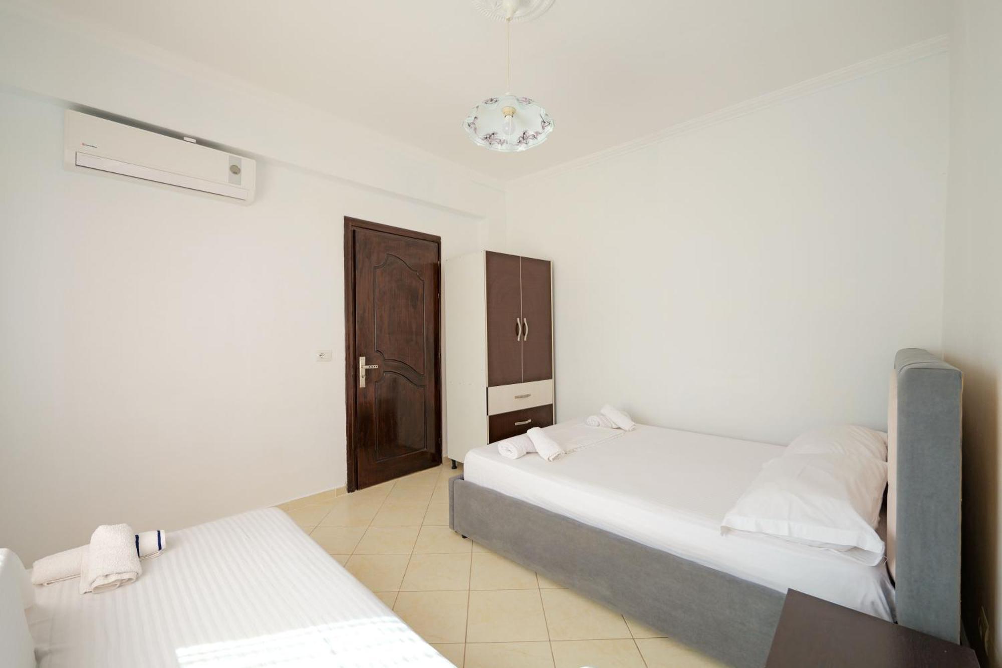 Guesthouse Blue Sky Ksamil Luaran gambar