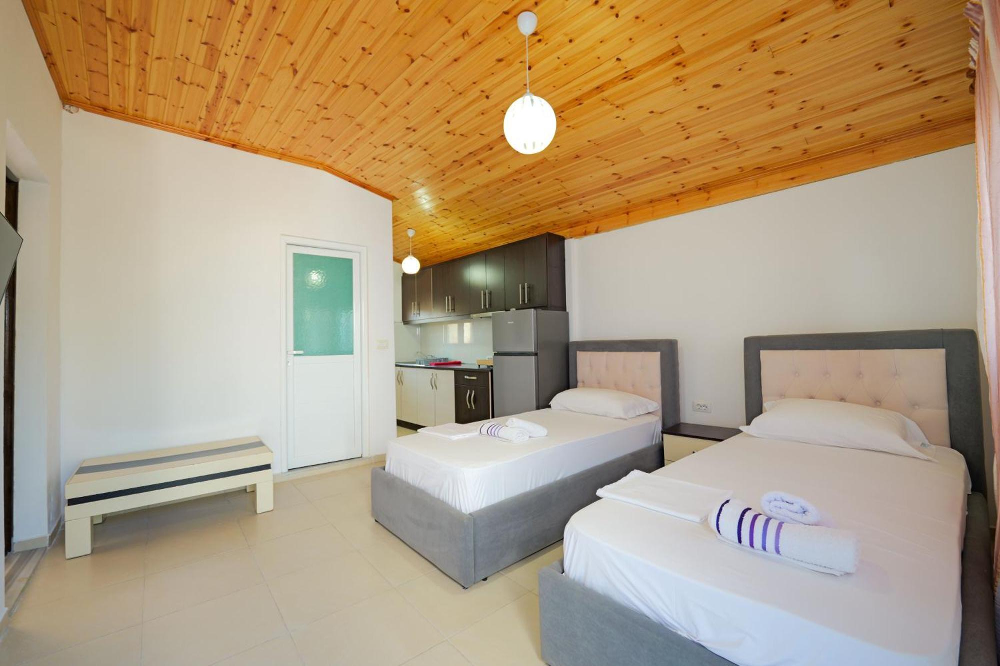Guesthouse Blue Sky Ksamil Luaran gambar