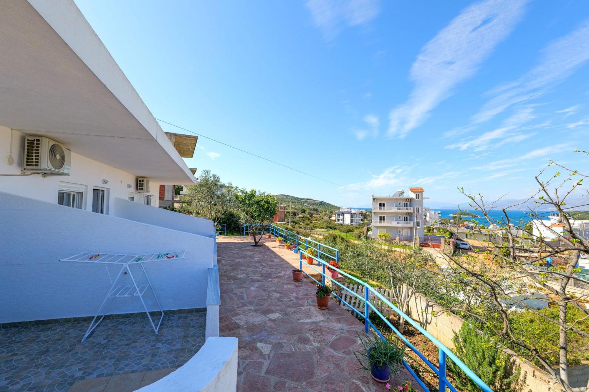 Guesthouse Blue Sky Ksamil Luaran gambar